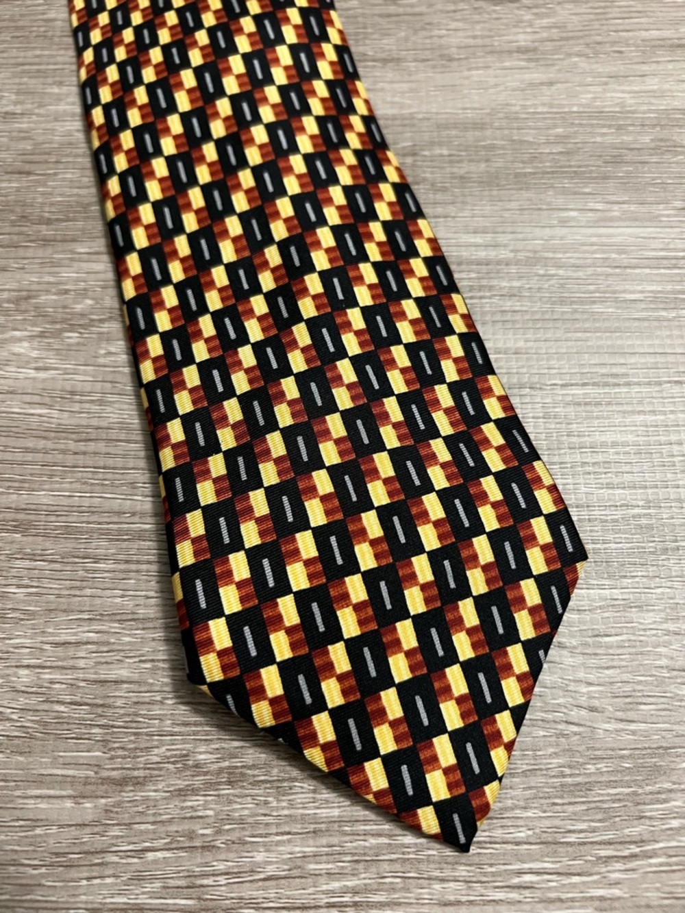 Puccini Men's Yellow & Black Geometric Silk Tie